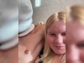 NIKADELE webcam bongacams model stream image