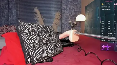 MelanieRioss webcam model stream image