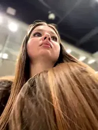 KrisMagnoly webcam stripchat model stream image