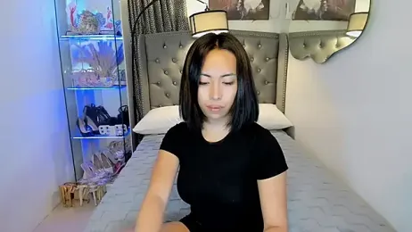 reighnempress webcam model stream image