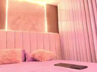 mssbombom webcam model stream image