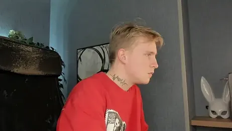 AlexxSweet webcam model stream image