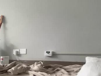 lizzylonestar webcam model stream image