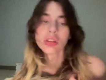 lizzylonestar webcam model stream image