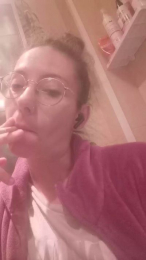 cruellathebills webcam model stream image