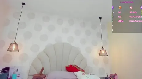 MAGIEVANS1 webcam stripchat model stream image