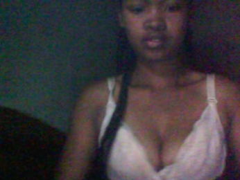 Allycha1 webcam bongacams model stream image