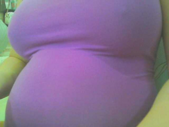 keepmepregO webcam bongacams model stream image
