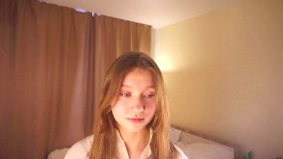 ShenikaLabo webcam model stream image