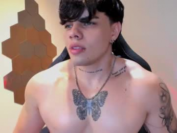 chris_cooperr webcam model stream image