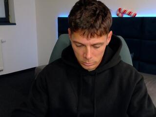 Zeb Madison webcam model stream image