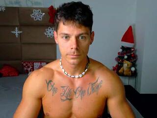 Zeb Madison webcam model stream image