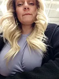 Bondgirl_013 webcam model stream image