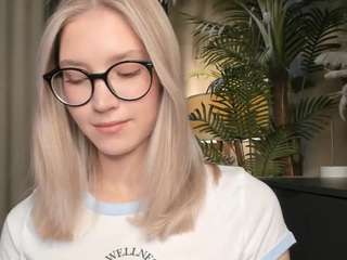 esmagreaves webcam model stream image