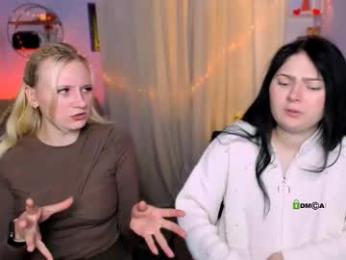 milana_kick webcam model stream image