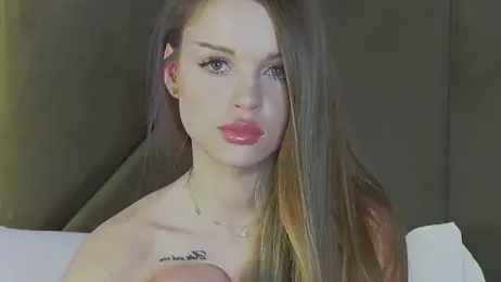 MarilynNova webcam model stream image