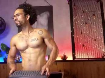 romeocolin_ webcam model stream image