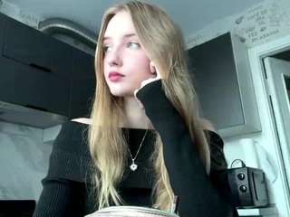 rebbecabezak webcam model stream image
