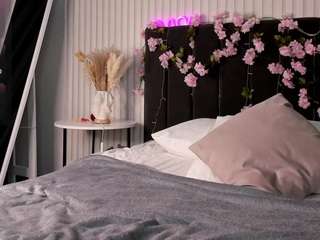 essie-fanning webcam model stream image