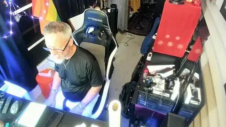 Daddysthick webcam model stream image