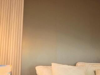 Ani Belle webcam model stream image