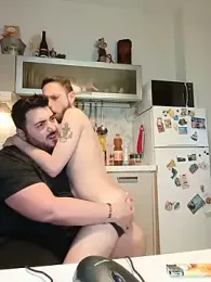 bear_skinny webcam model stream image