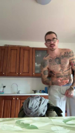 matc_of webcam cam4 model stream image