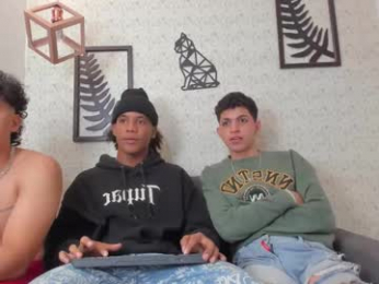 cameron_lux4 webcam model stream image