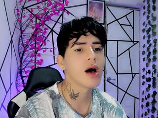 Tayson Millerss webcam model stream image