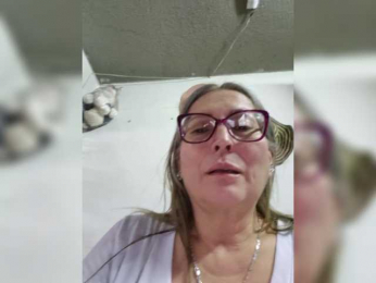 miatitsmature webcam model stream image