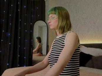 Scarle-Whisper webcam model stream image