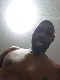 Rizzle9800 webcam model stream image