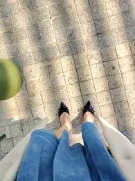 Mina-02 webcam model stream image