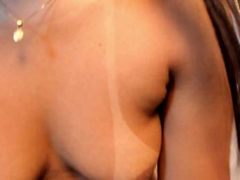 Allyy webcam bongacams model stream image