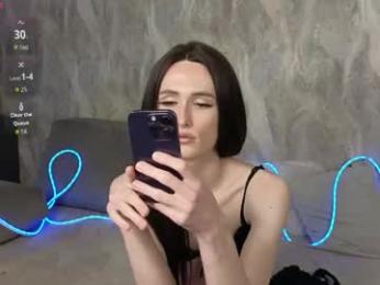 kris_mon webcam model stream image