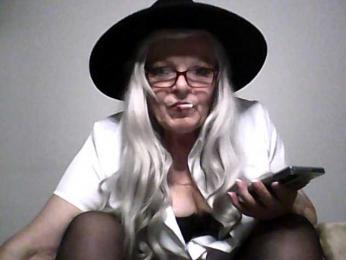 Eiren-66 webcam model stream image