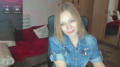 CherishSia webcam model stream image