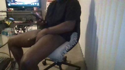 Silkworm_Piper webcam model stream image