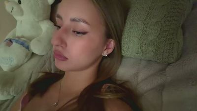 NevaMunnell webcam model stream image