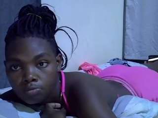 sweet-roxxy webcam model stream image