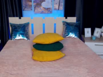 evarey_ webcam model stream image