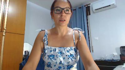 smeralda33_ webcam cam4 model stream image