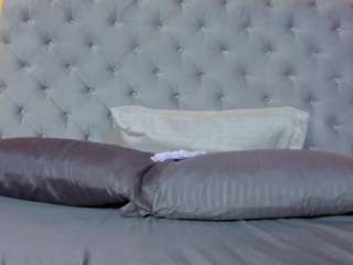 yayahilton webcam model stream image