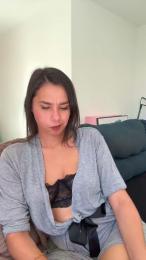 LiaKroft webcam model stream image