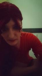 LeaCherry webcam model stream image