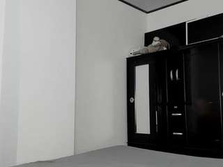 holly-brooke webcam model stream image