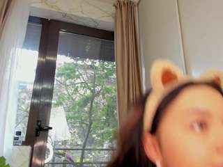 yamjoy18 webcam model stream image