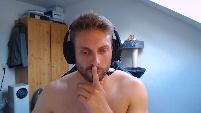 blueeyes839 webcam cam4 model stream image