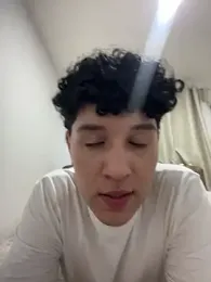 kai_zareck webcam model stream image