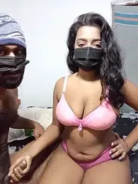 Black_bee8 webcam model stream image